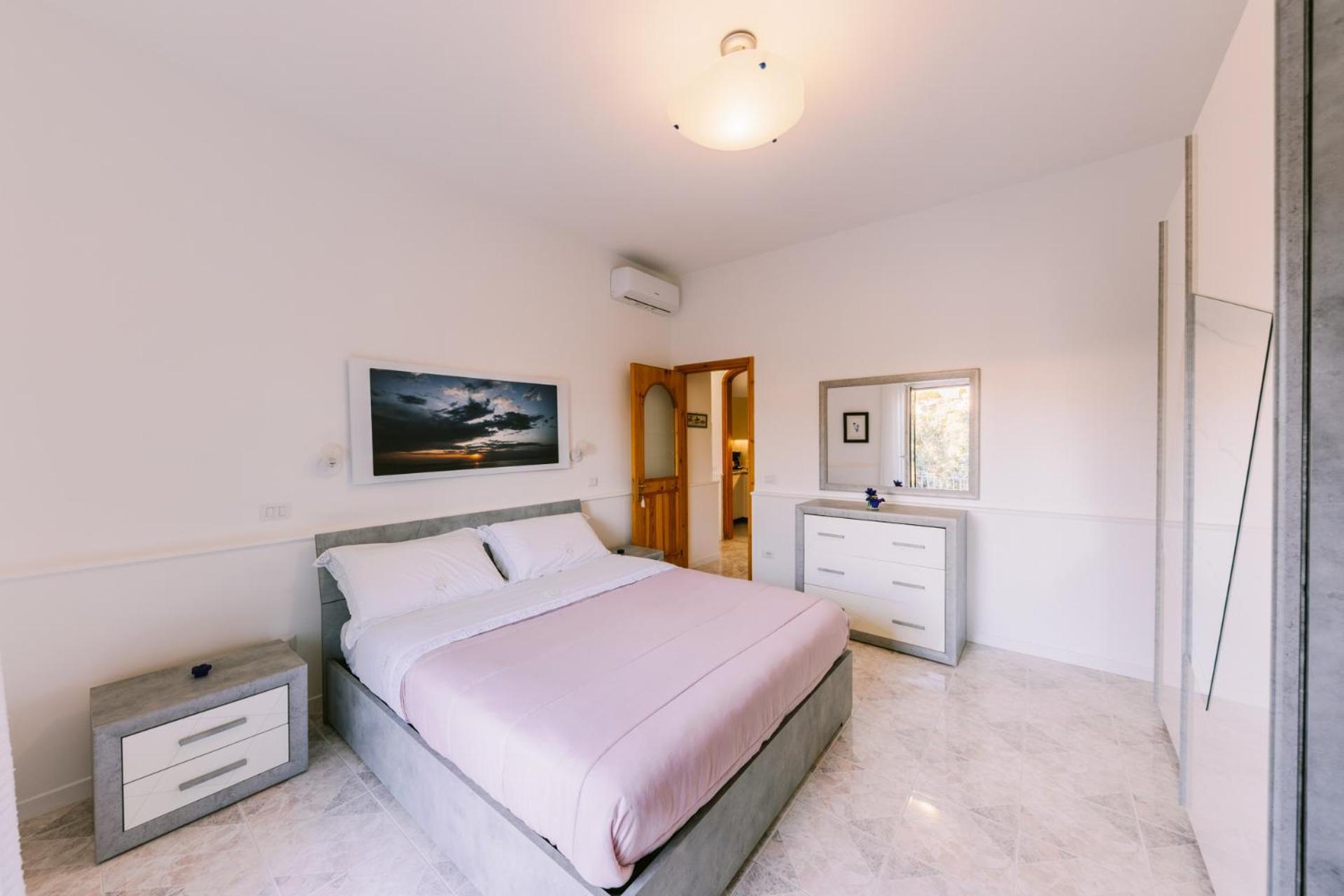 Infinity Experience Casa Vacanza Incantevole Con Terrazzo Scala Extérieur photo