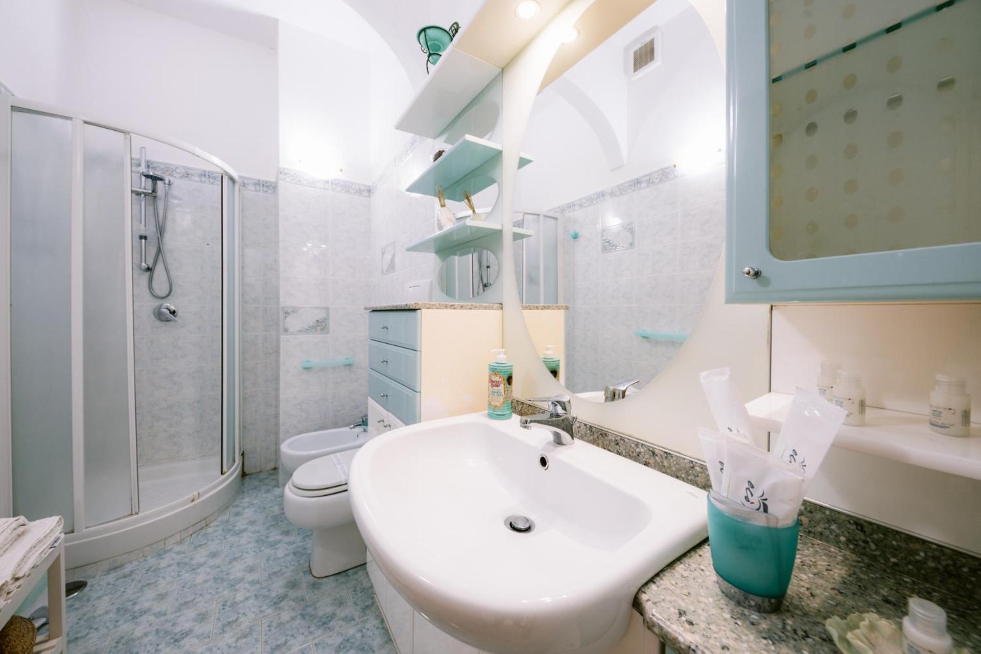 Infinity Experience Casa Vacanza Incantevole Con Terrazzo Scala Extérieur photo